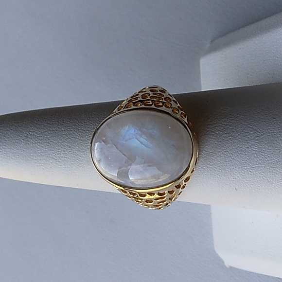 YG Moonstone Ring - Picture 1 of 9